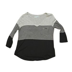 Maurices Medium Striped Colorblock 3/4 Sleeve V-Neck Pocket Top Black Grey